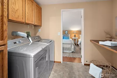 10907 NE 41st Drive, Kirkland, WA 98033 - Photo 25