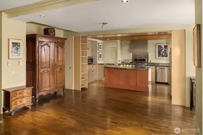 1620 43rd Avenue E #5C, Seattle, WA 98112 - Photo 21