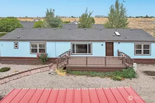 900 N Grape Dr, Moses Lake, WA 98837 - Photo 1