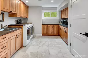 1441 88th Ave NE, Clyde Hill, WA 98004 - Photo 29