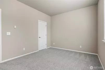 6364 S 301st Street, Auburn, WA 98001 - Photo 11