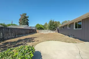 16 Schafer St, Wenatchee, WA 98801 - Photo 5