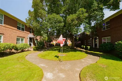 306 E 12th Street #C, Vancouver, WA 98660 - Photo 27