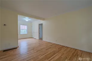 306 E 12th St, Vancouver, WA 98660 - Photo 9
