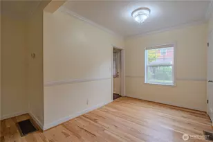 306 E 12th St, Vancouver, WA 98660 - Photo 11