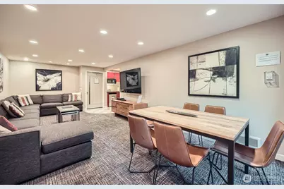 275 W Roy Street #114, Seattle, WA 98119 - Photo 27