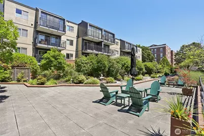 275 W Roy Street #114, Seattle, WA 98119 - Photo 29