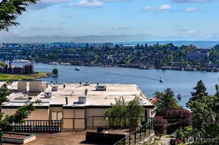 2400 Aurora Ave N, Seattle, WA 98109 - Photo 31