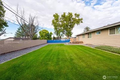 2118 S Crestmont Drive, Moses Lake, WA 98837 - Photo 33
