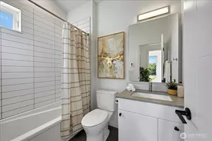 3915 SW Genesee St, Seattle, WA 98116 - Photo 21