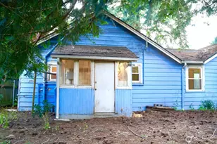 14040 Ashworth Ave N, Seattle, WA 98133 - Photo 3