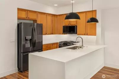 5589 Lakemont Boulevard SE #1706, Bellevue, WA 98006 - Photo 3