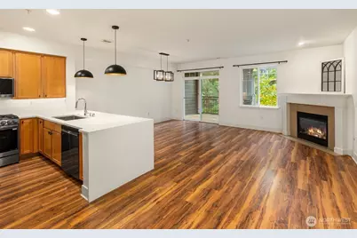 5589 Lakemont Boulevard SE #1706, Bellevue, WA 98006 - Photo 5