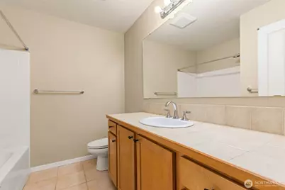 5589 Lakemont Boulevard SE #1706, Bellevue, WA 98006 - Photo 13