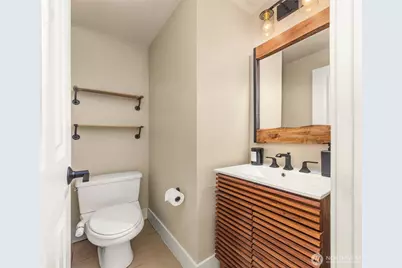 5589 Lakemont Boulevard SE #1706, Bellevue, WA 98006 - Photo 7