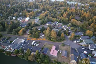 668 Island Cir SE, Ocean Shores, WA 98569 - Photo 1