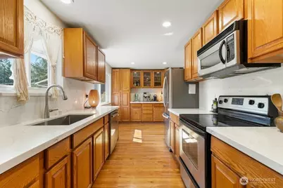 8622 NE 139th Street, Kirkland, WA 98034 - Photo 9