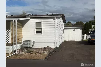 1965 Westside Highway #117, Kelso, WA 98626 - Photo 9