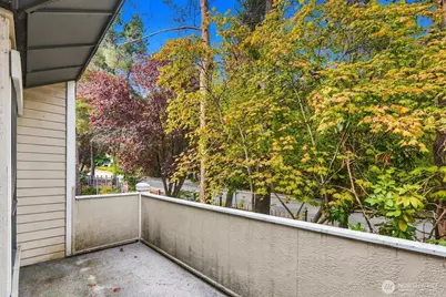 1622 103rd Place NE #L3, Bellevue, WA 98004 - Photo 13