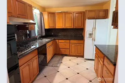 11043 14th Ave S, Seattle, WA 98168 - Photo 7