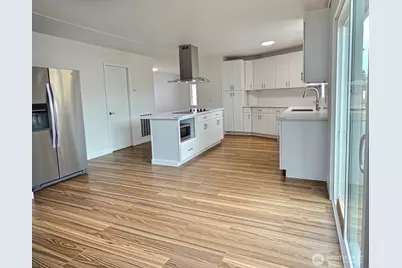 15401 Washington Avenue SW #3, Lakewood, WA 98498 - Photo 5