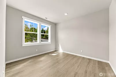 4999 237th Court SE #15, Issaquah, WA 98029 - Photo 3