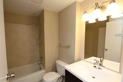 12004 Slater Avenue NE #F-3, Kirkland, WA 98034 - Photo 5
