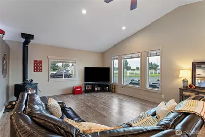 10502 Dune Lake Loop, Moses Lake, WA 98837 - Photo 13