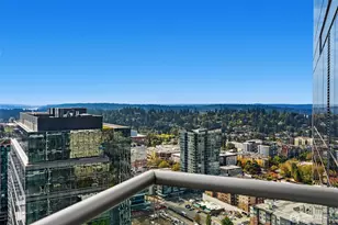 500 106th Ave NE, Bellevue, WA 98004 - Photo 17