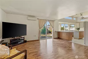 10888 Wilson Ln, Mount Vernon, WA 98273 - Photo 13