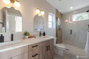 1603 SW Kenyon St, Seattle, WA 98106 - Photo 11