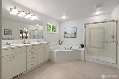 1021 271st Avenue SE, Sammamish, WA 98075 - Photo 31