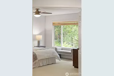 1021 271st Avenue SE, Sammamish, WA 98075 - Photo 29
