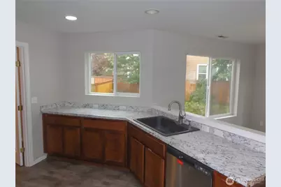 20335 46th Avenue Ct E, Spanaway, WA 98387 - Photo 9