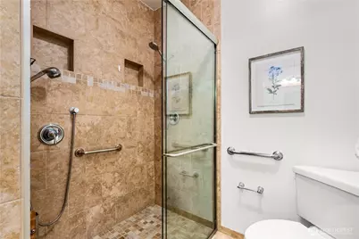 4406 Providence Point Place SE #101, Issaquah, WA 98029 - Photo 21