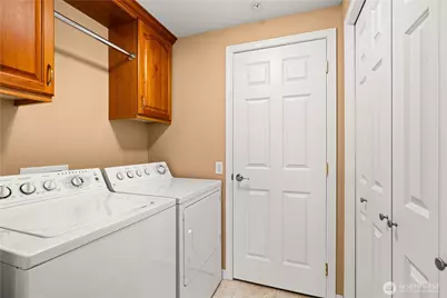 4406 Providence Point Place SE #101, Issaquah, WA 98029 - Photo 27