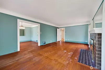 1159 N 77th Street, Seattle, WA 98103 - Photo 5