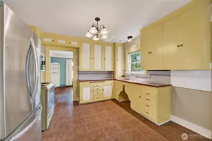 1159 N 77th St, Seattle, WA 98103 - Photo 13