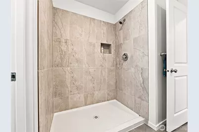 1313 Tacoma Court NE #30, Renton, WA 98056 - Photo 17