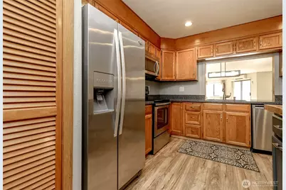 909 N I Street #202, Tacoma, WA 98403 - Photo 9