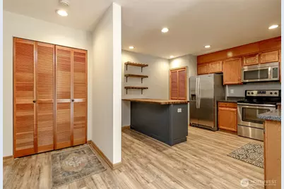 909 N I Street #202, Tacoma, WA 98403 - Photo 5