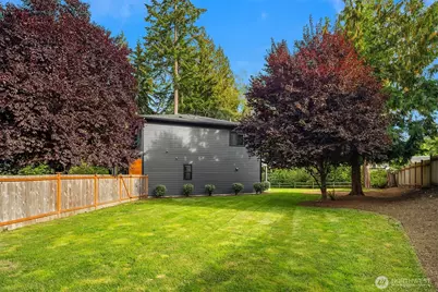 10002 228th Place SE, Woodinville, WA 98077 - Photo 29