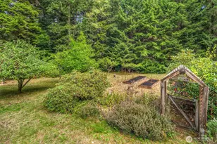 20506 Old Mill Rd SW, Vashon, WA 98070 - Photo 37