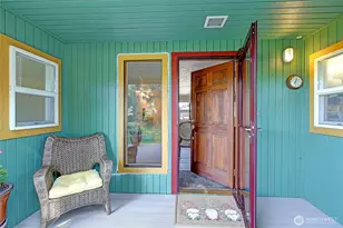 371 Cambrae Dr, Camano Island, WA 98282 - Photo 9
