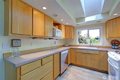 371 Cambrae Drive, Camano Island, WA 98282 - Photo 17