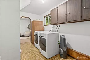 10728 NE 196th St, Bothell, WA 98011 - Photo 23