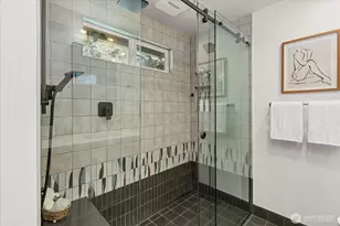 10728 NE 196th St, Bothell, WA 98011 - Photo 13