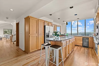 5530 143rd Avenue SE, Bellevue, WA 98006 - Photo 11