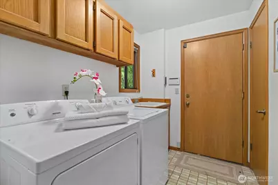 5530 143rd Avenue SE, Bellevue, WA 98006 - Photo 23