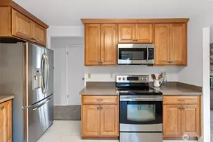 1216 N Woodlawn St, Tacoma, WA 98406 - Photo 9